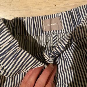 Everlane EASY SHORT. Like new.